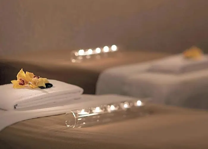Hyatt Chicago 4*