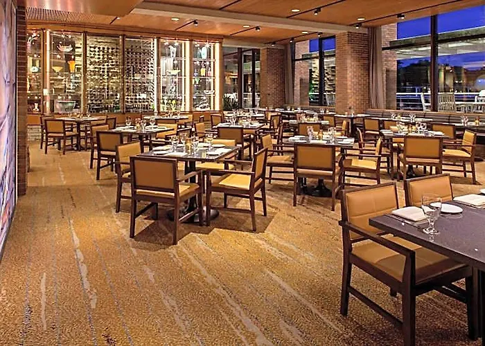 Hotel Hyatt Chicago 4*