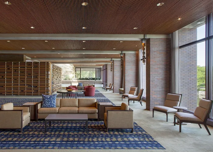 Hyatt Chicago Hotel 4*