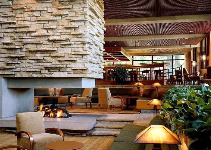 Hyatt Chicago 4*